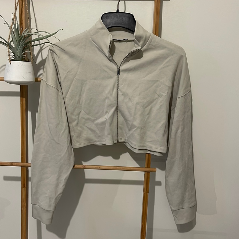 Zara cropped hoodie